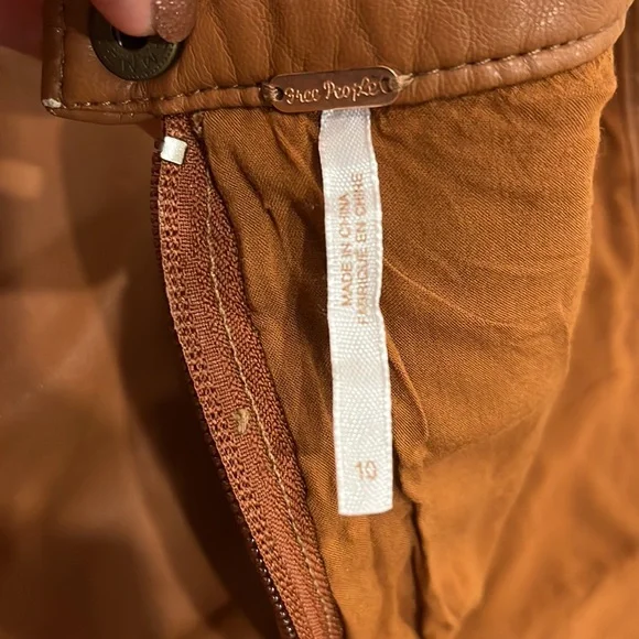 FREE PEOPLE Midnight Magic faux leather mini skirt in cognac. Size 10. - Picture 12 of 14